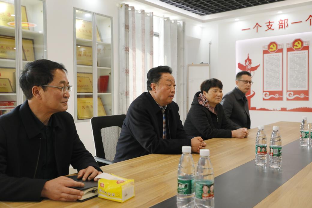 集團黨建指導(dǎo)員季德榮一行赴灌東調(diào)研指導(dǎo)黨建工作2.jpg